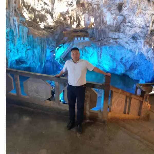 35岁岁云南单身帅哥 - 大兴安岭吉缘网