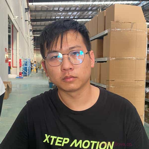 30岁岁广东单身帅哥 - 大兴安岭吉缘网