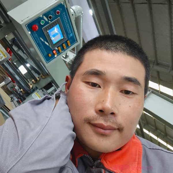 37岁岁江苏单身帅哥 - 大兴安岭吉缘网