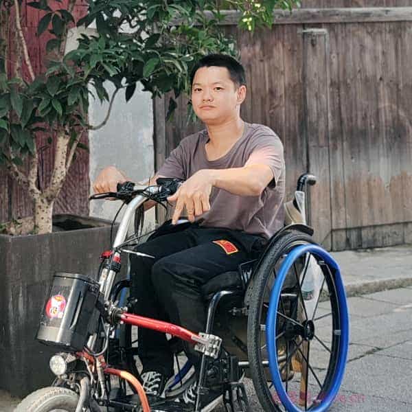 33岁岁湖北单身帅哥 - 大兴安岭吉缘网